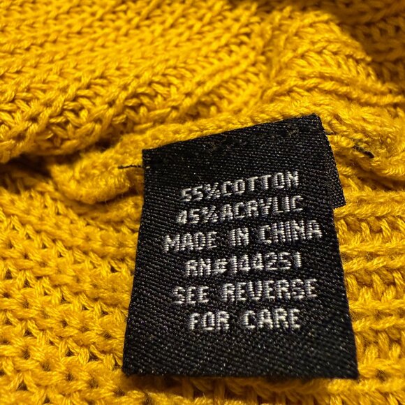 Moon & Madison Women's Chubby mustard long sleeve crew neck sweater; Size XL - Picture 6 of 7